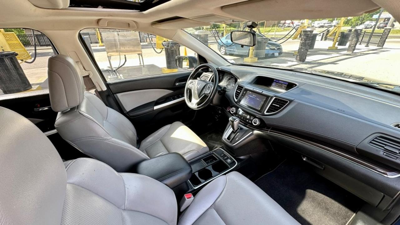 2015 Honda CR-V * AWD * NO ACCIDENTS " Photo