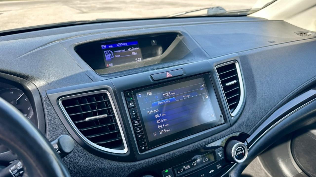 2015 Honda CR-V * AWD * NO ACCIDENTS " Photo