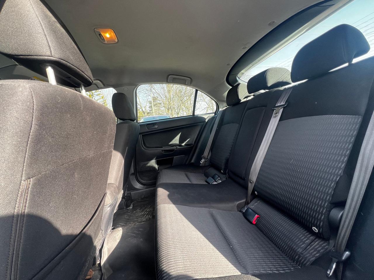 2013 Mitsubishi Lancer Sportback SE Photo