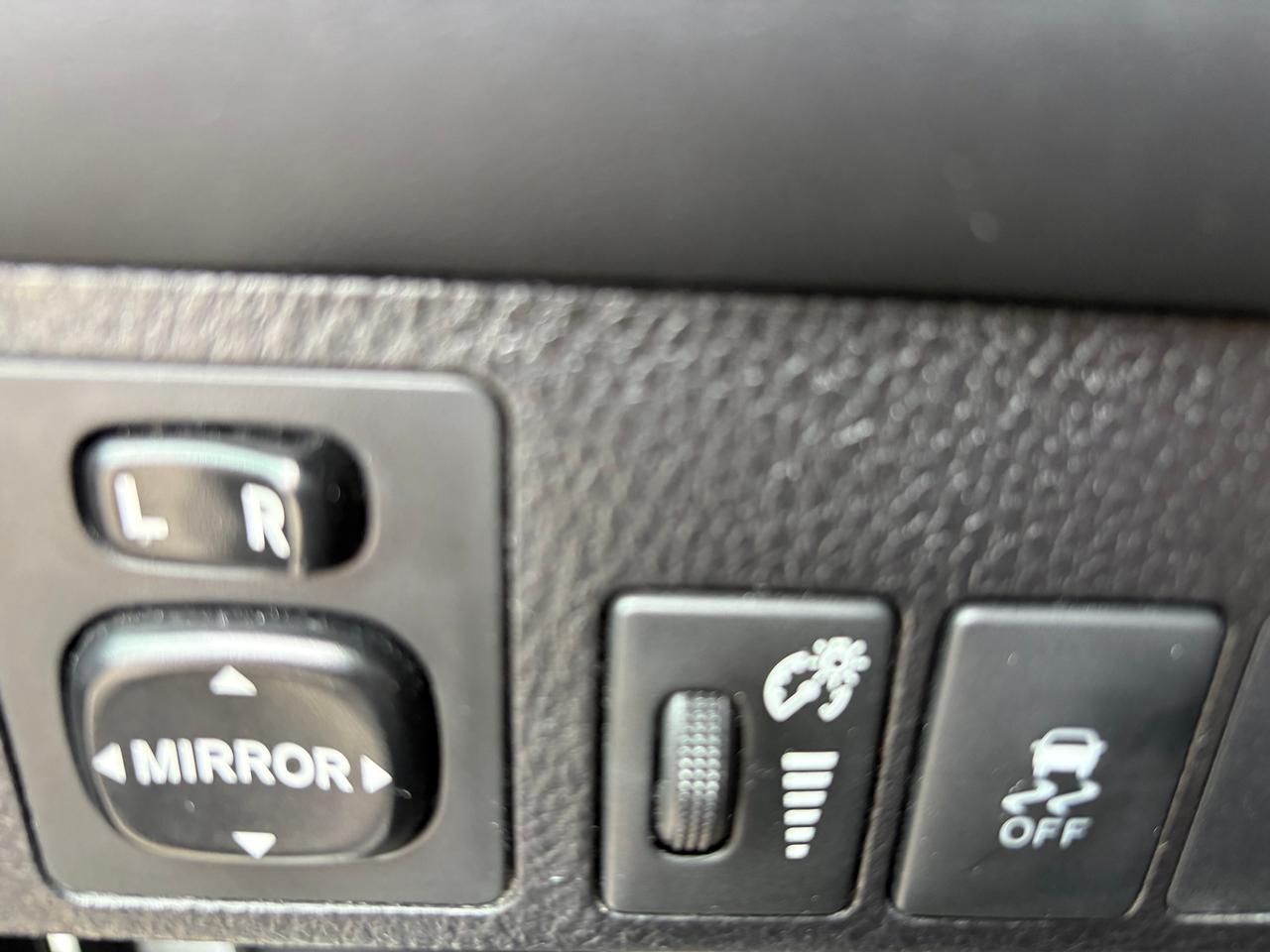 2015 Toyota RAV4 XLE,SUNROOF,ALLOYS,4NEW TIRES.CERTIFIED,$13900 Photo