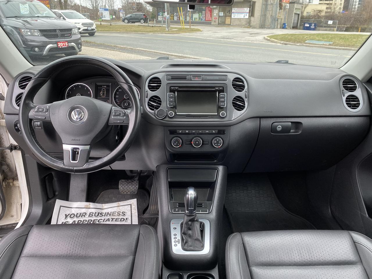 2013 Volkswagen Tiguan Automatic/AWD/4 Cylinder/Leather/Panoroof Photo