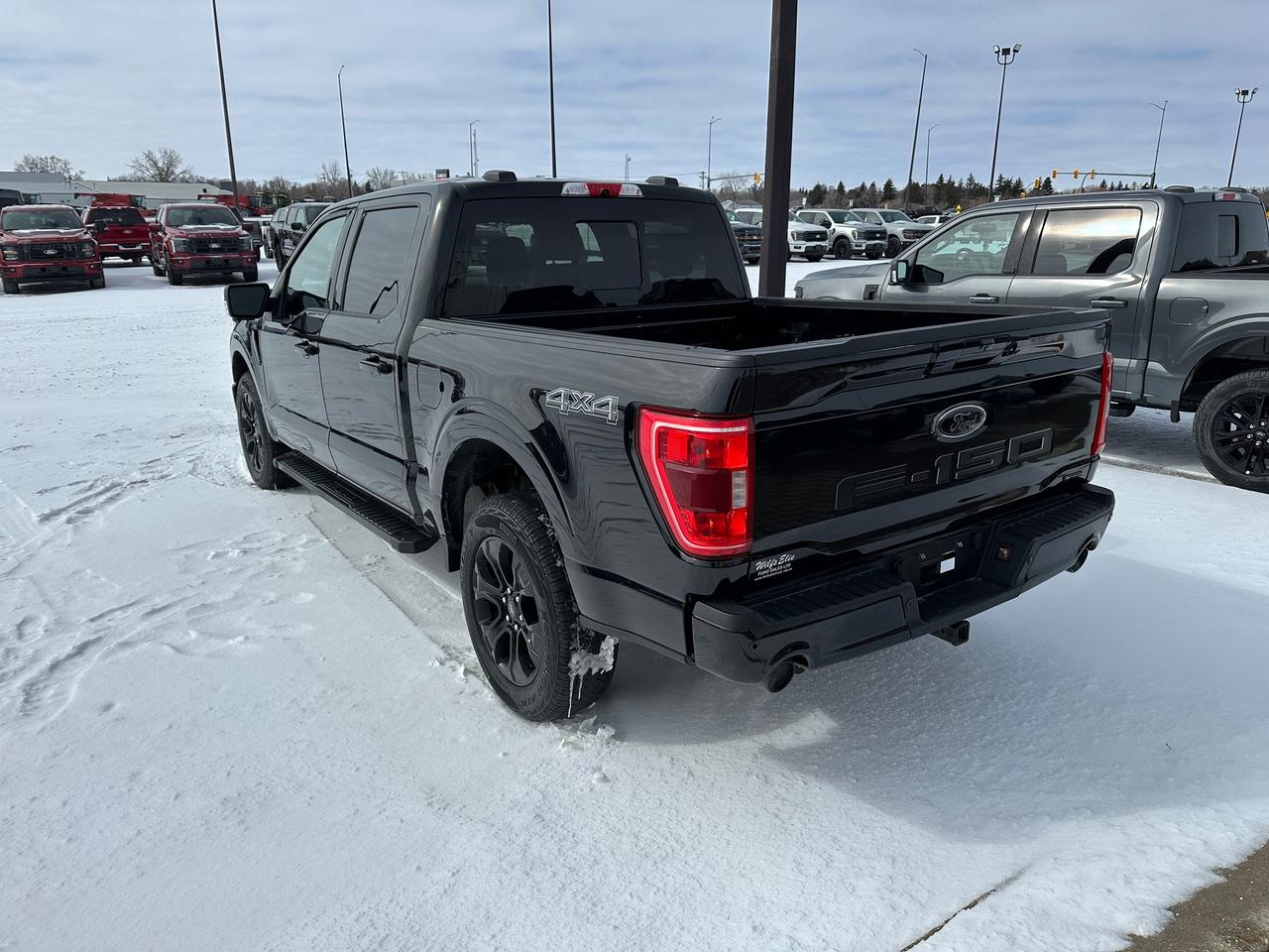 2022 Ford F-150 XLT Photo4
