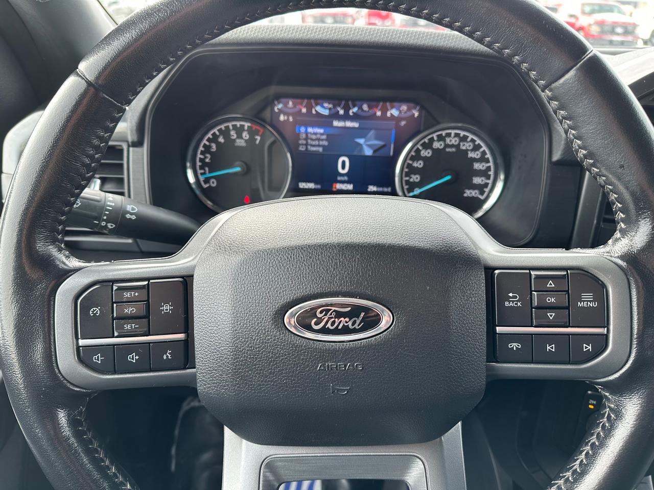 2022 Ford F-150 XLT Photo5