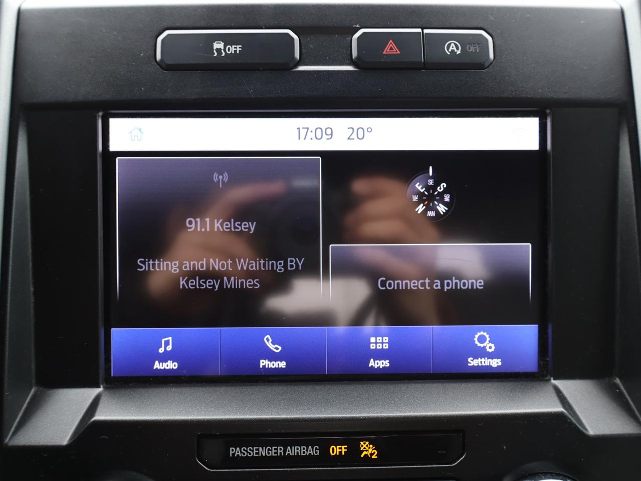 2019 Ford F-150 XTR CREW 4WD CERTIFIED *ACCIDENT FREE*2nd WINTER* CAMERA BLUETOOTH CRUISE ALLOYS Photo