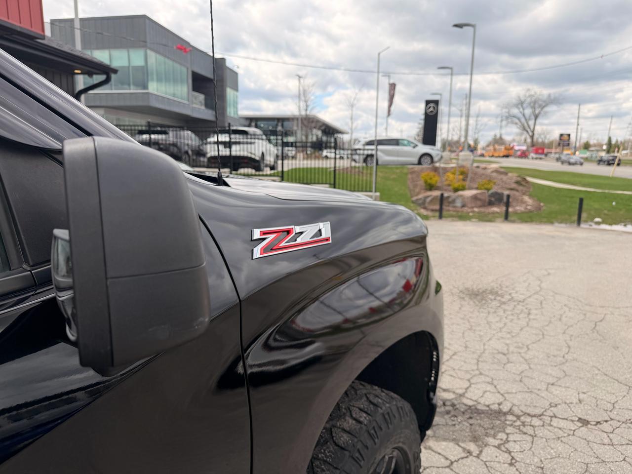 2019 Chevrolet Silverado 1500 Custom Trail Boss Photo