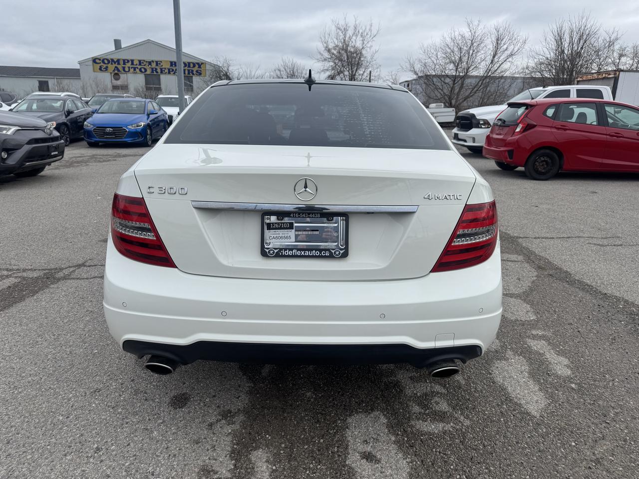 2012 Mercedes-Benz C-Class C 300 Photo