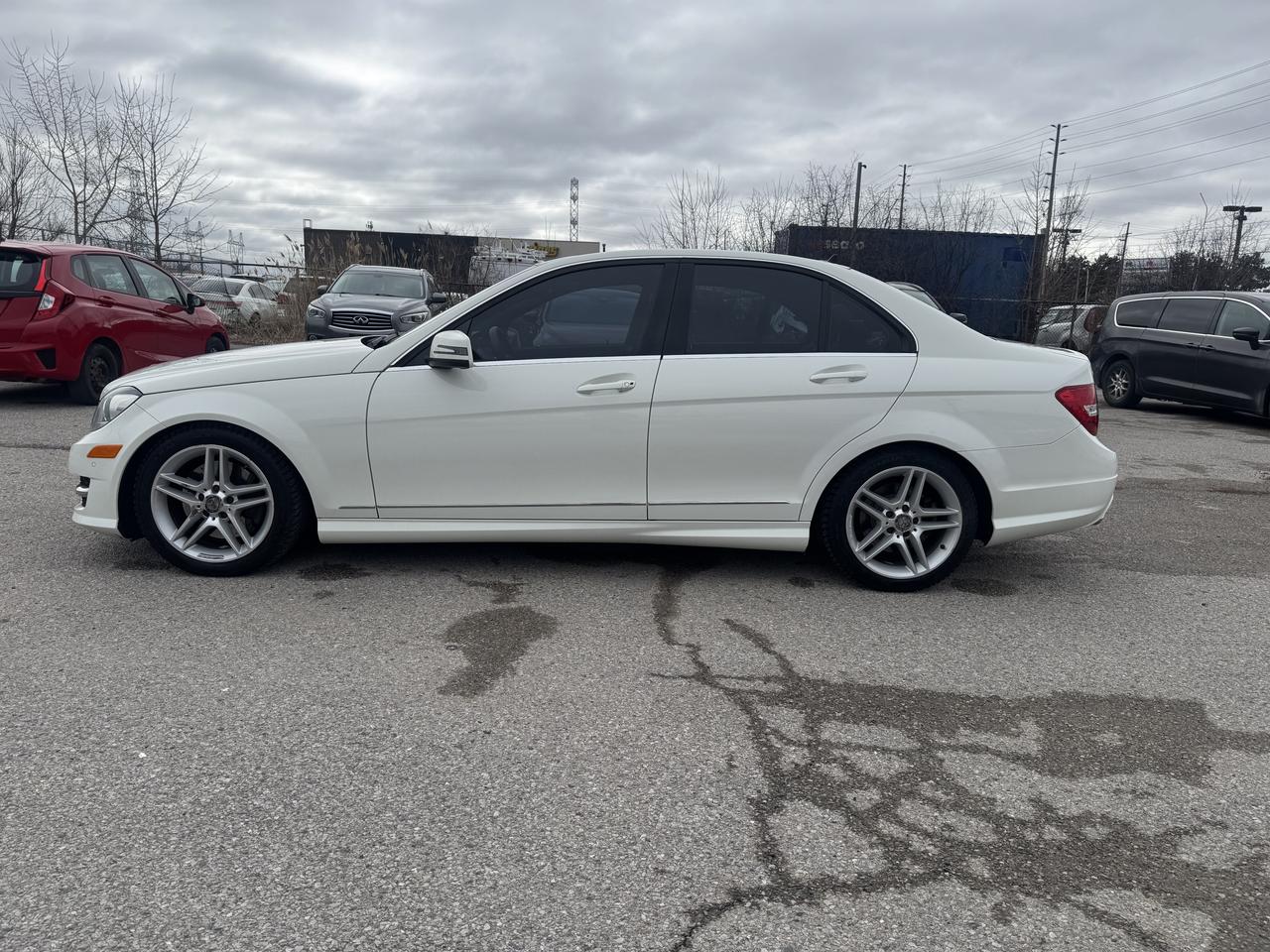 2012 Mercedes-Benz C-Class C 300 Photo