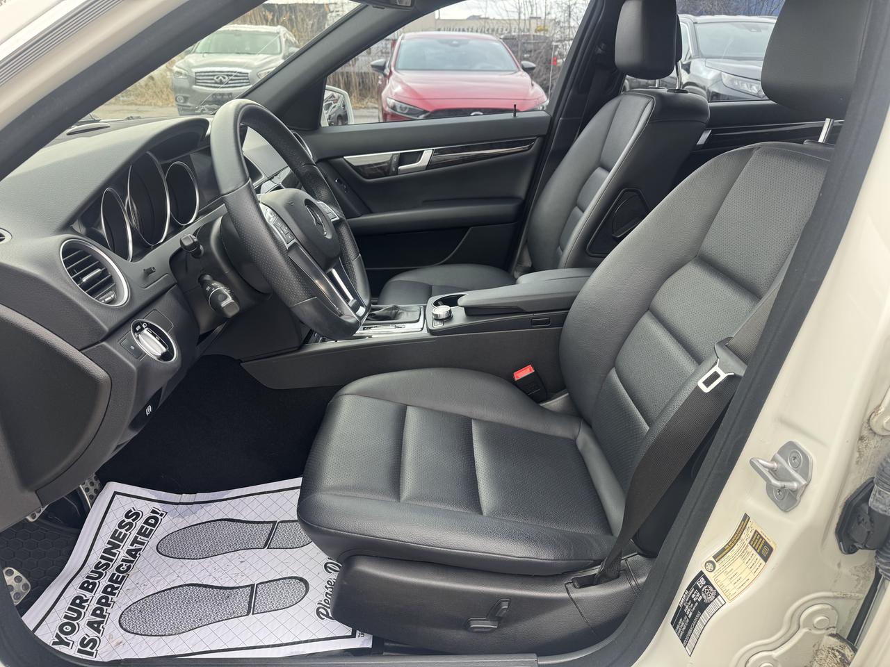 2012 Mercedes-Benz C-Class C 300 Photo