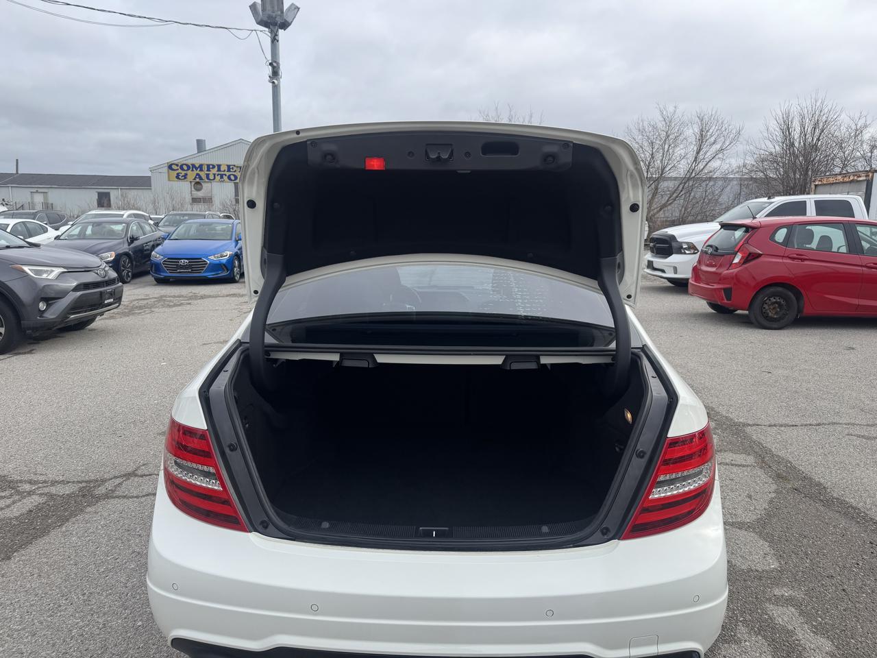 2012 Mercedes-Benz C-Class C 300 Photo