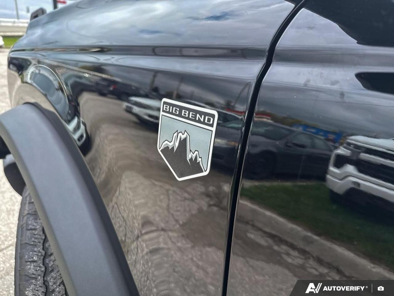 2023 Ford Bronco BIG BEND / NO ACCIDENTS / NAV / 4X4 / BLINDSPOT Photo