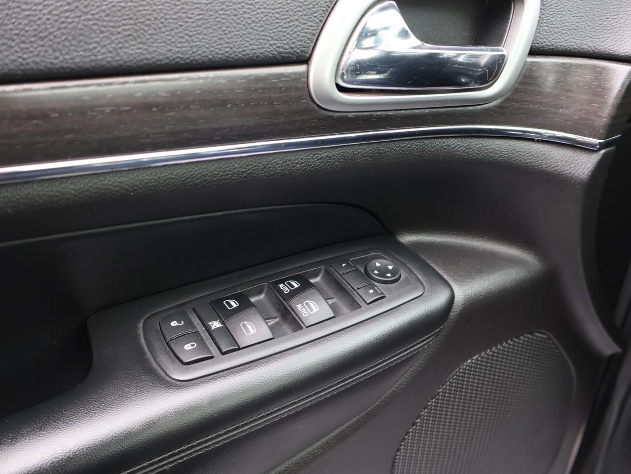 2018 Jeep Grand Cherokee V6 LIMITED 4WD CERTIFIED *ACCIDENT FREE*2ND WINTER* CAMERA NAV BLUETOOTH LEATHER COOL/HEAT SEAT/STEERING SUNROOF CRUISE ALLOYS Photo