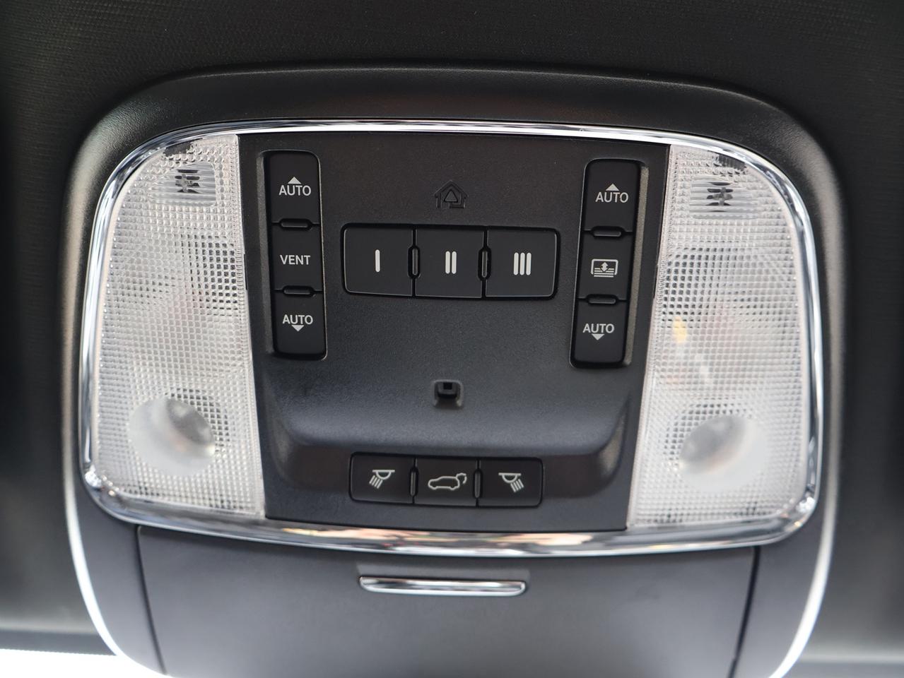 2018 Jeep Grand Cherokee V6 LIMITED 4WD CERTIFIED *ACCIDENT FREE*2ND WINTER* CAMERA NAV BLUETOOTH LEATHER COOL/HEAT SEAT/STEERING SUNROOF CRUISE ALLOYS Photo