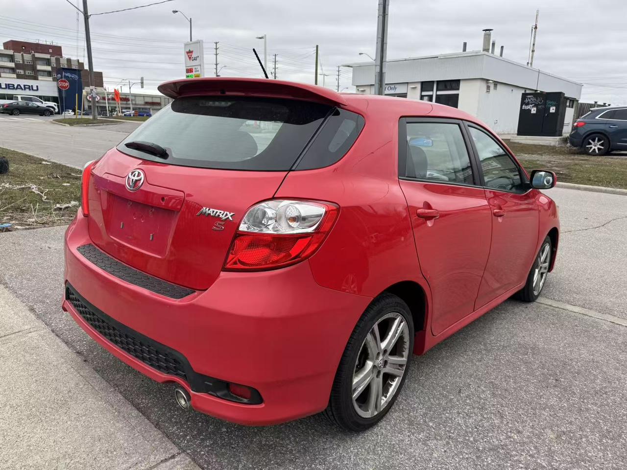 2011 Toyota Matrix S AUTO SUNROOF Photo