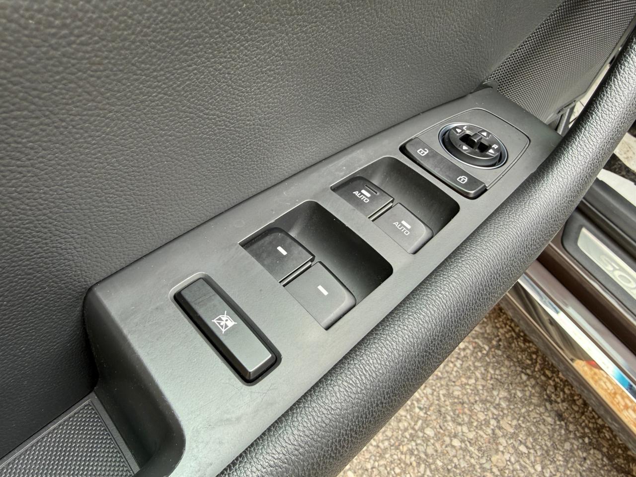 2015 Hyundai Sonata 4dr Sdn 2.4L Auto Sport Tech Photo