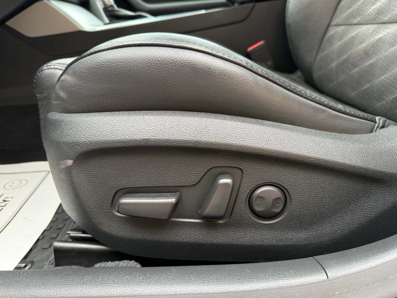 2015 Hyundai Sonata 4dr Sdn 2.4L Auto Sport Tech Photo