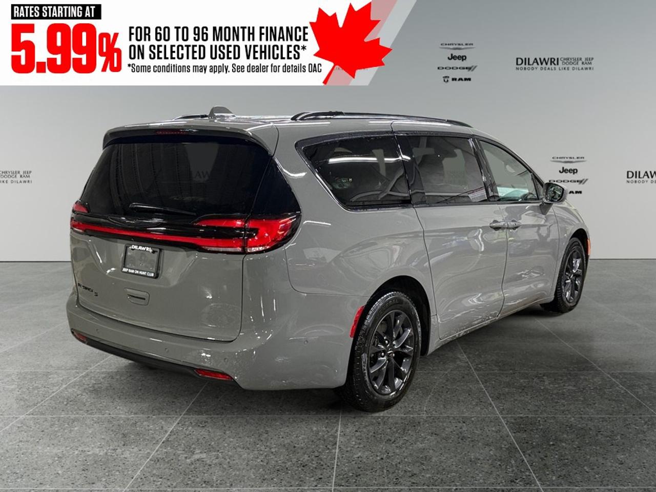 2022 Chrysler Pacifica Touring L FWD Photo