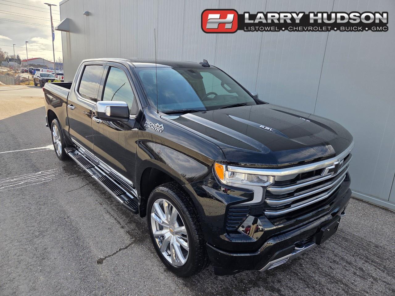 2025 Chevrolet Silverado 1500 Crew Cab Short Box 4-Wheel Drive High Country Photo0