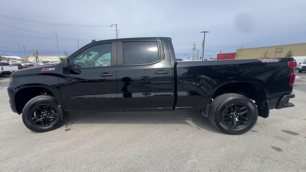 2024 Chevrolet Silverado 1500 Custom Trail Boss 4x4, POWER REAR MIRRORS, CRUISE CONTROL, BACK UP CAM, SIRIUS XM!! Photo4