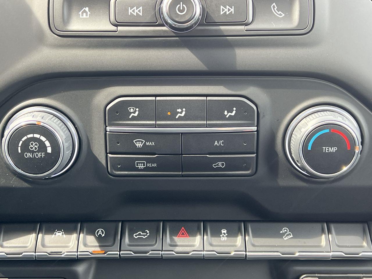 2024 Chevrolet Silverado 1500 Custom Trail Boss 4x4, POWER REAR MIRRORS, CRUISE CONTROL, BACK UP CAM, SIRIUS XM!! Photo