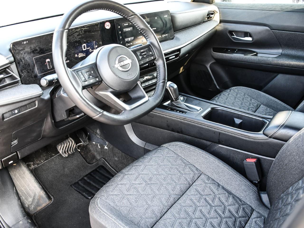 2025 Nissan Kicks SV AWD Photo