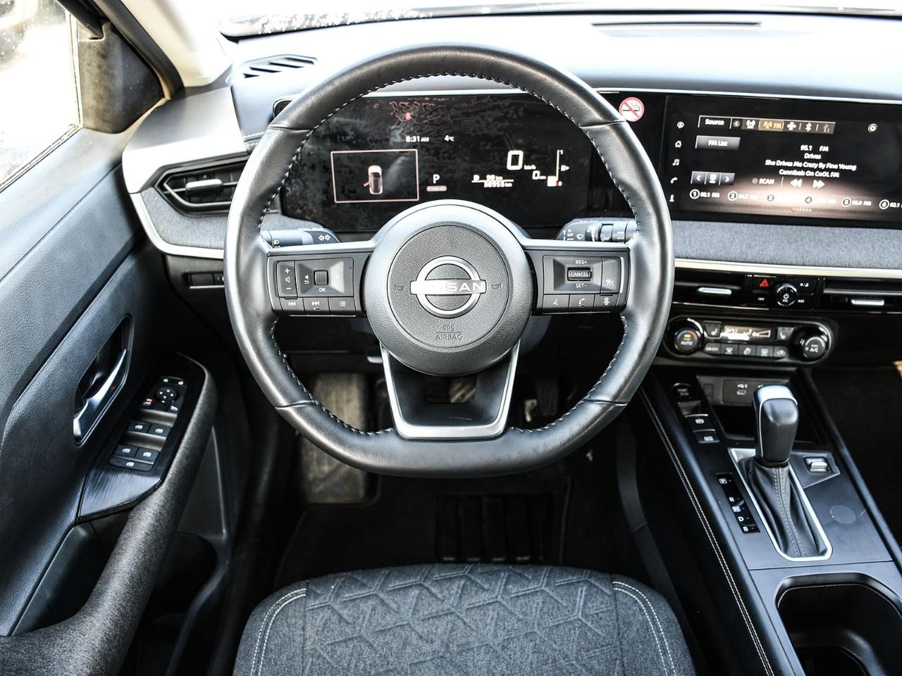 2025 Nissan Kicks SV AWD Photo
