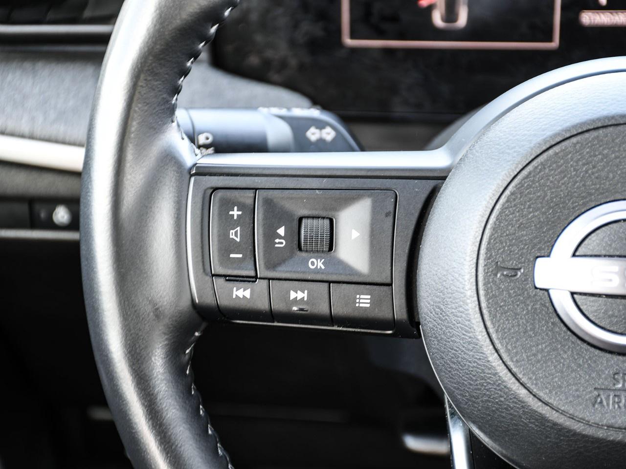 2025 Nissan Kicks SV AWD Photo