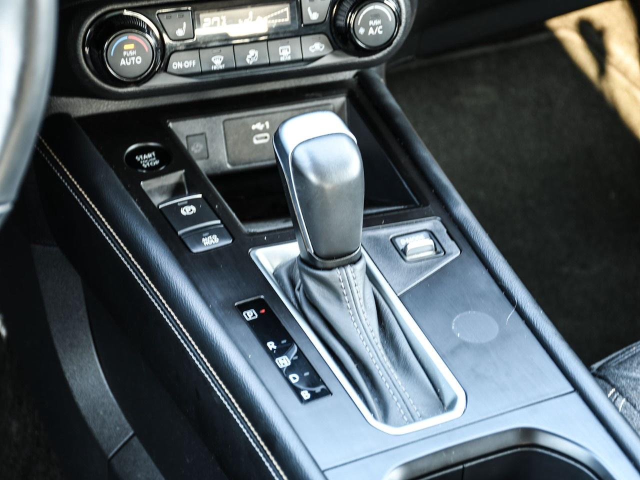 2025 Nissan Kicks SV AWD Photo