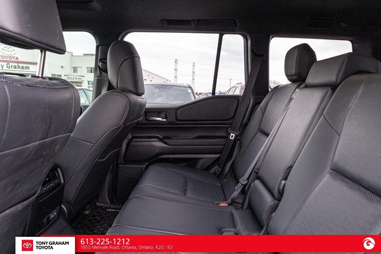 2025 Toyota Land Cruiser  Photo