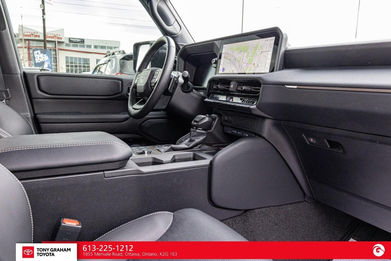 2025 Toyota Land Cruiser  Photo