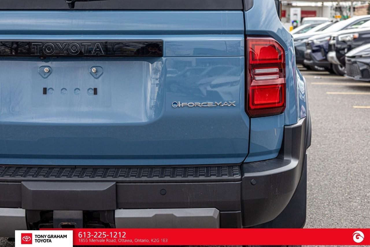 2025 Toyota Land Cruiser  Photo