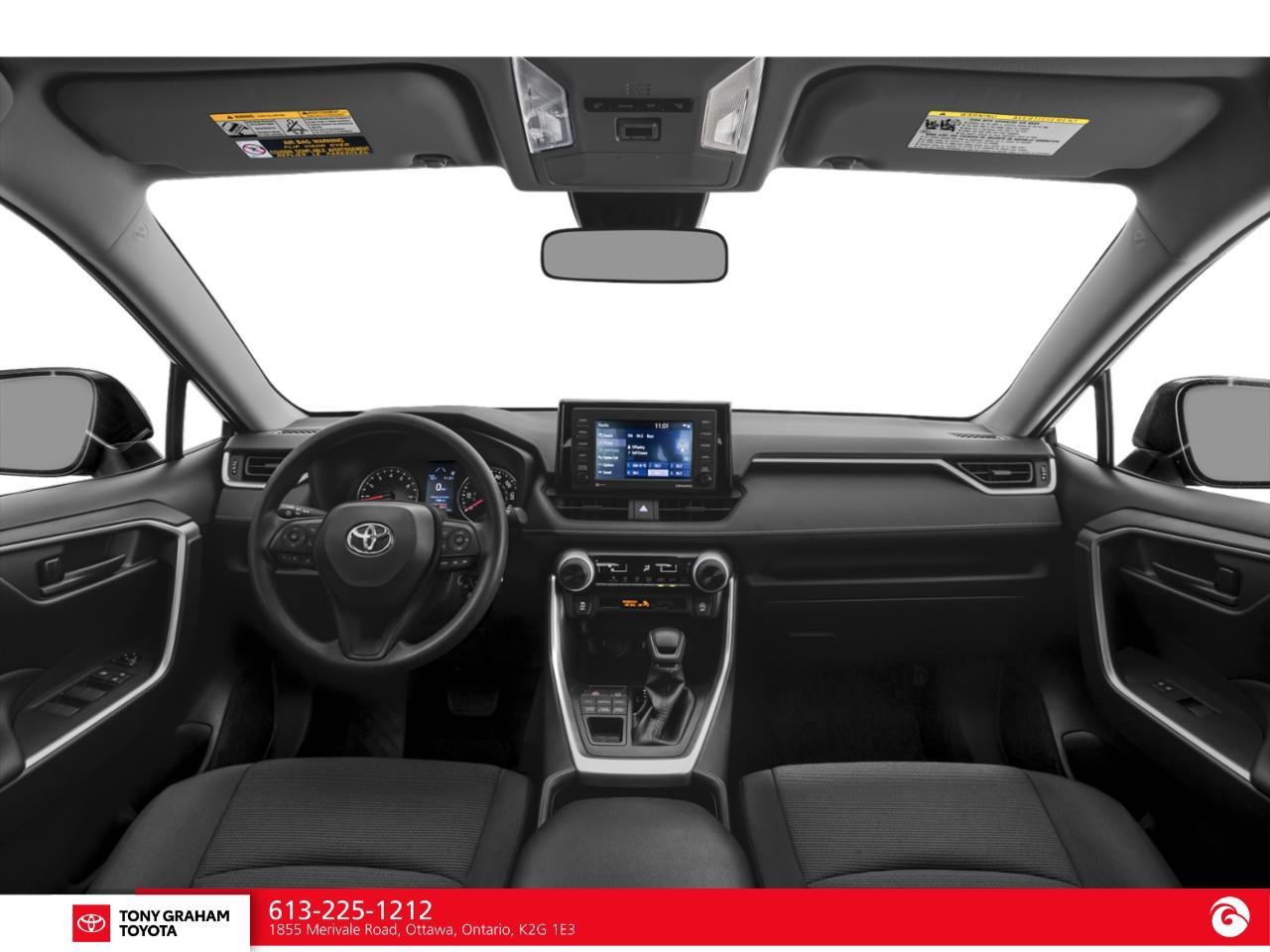 2022 Toyota RAV4 LE Photo4