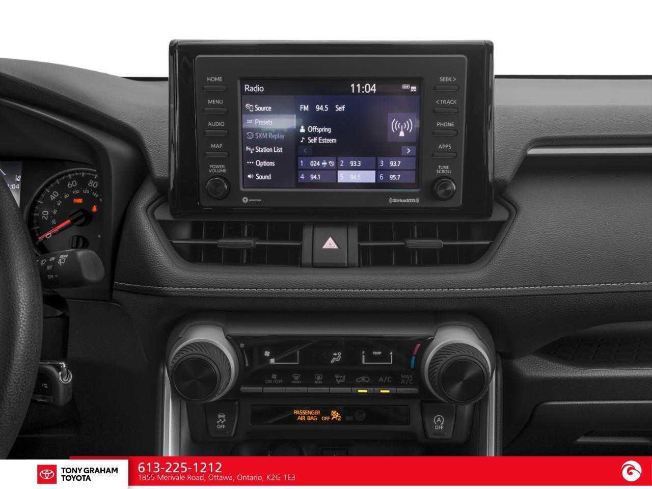 2022 Toyota RAV4 LE Photo