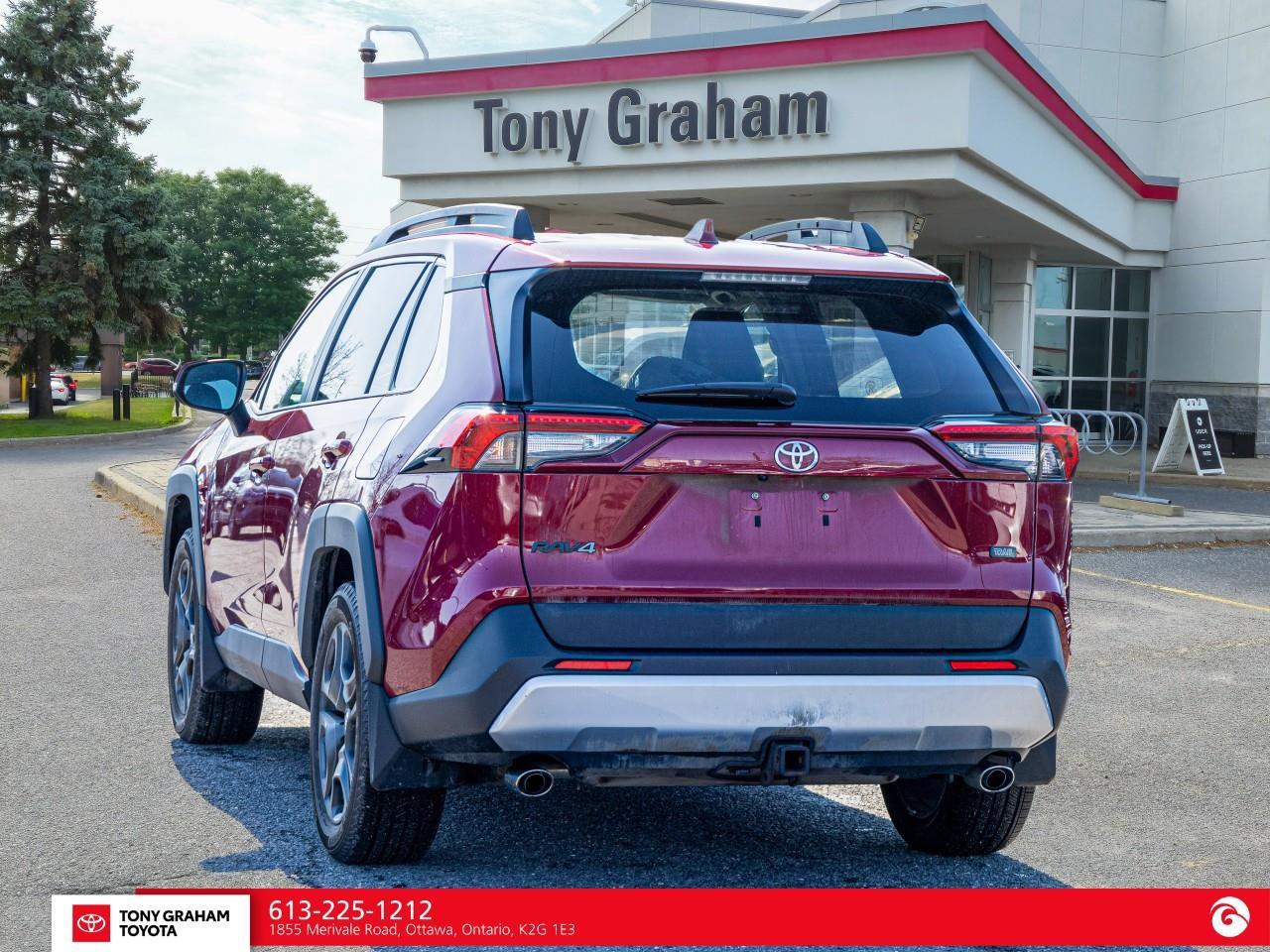 2025 Toyota RAV4 TRAIL Photo3