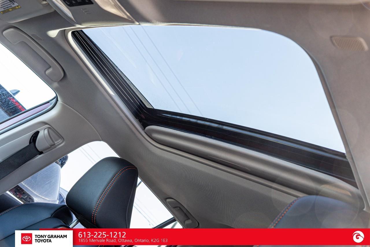 2025 Toyota RAV4 TRAIL Photo