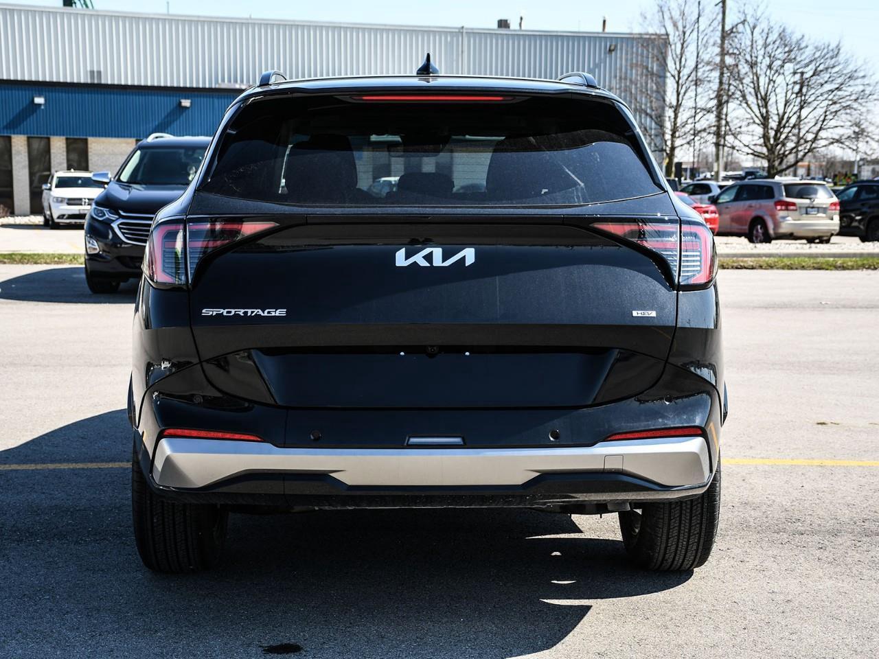 2026 Kia Sportage Hybrid SX w/Black Interior 2026 Kia Sportage Hybrid – SX Photo4