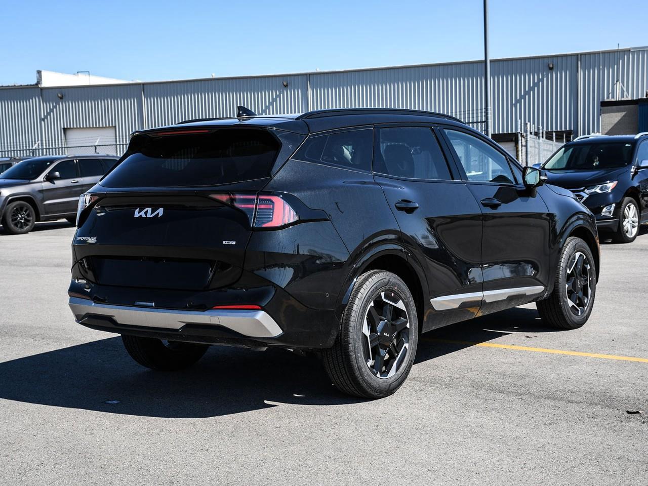 2026 Kia Sportage Hybrid SX w/Black Interior 2026 Kia Sportage Hybrid – SX Photo