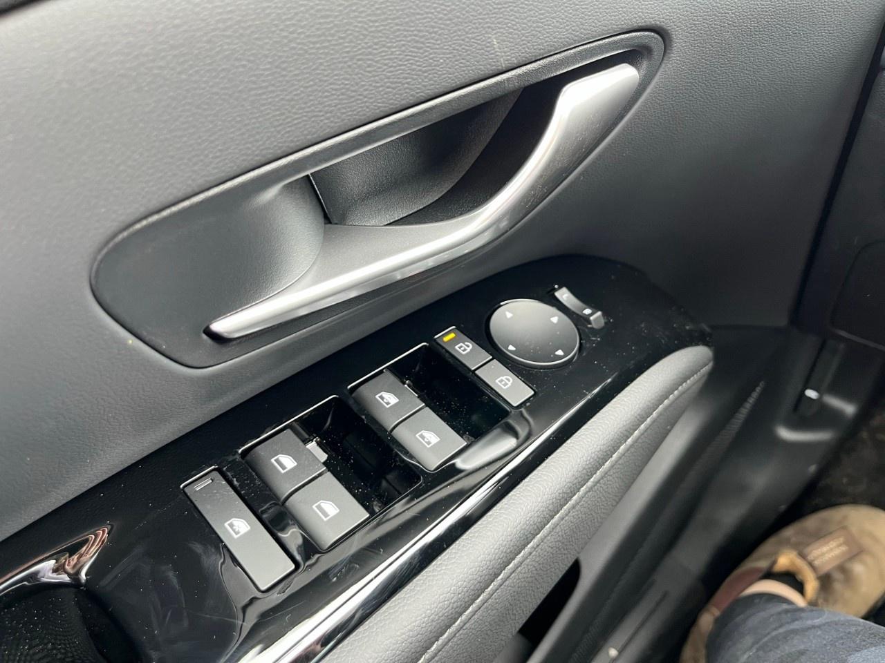 2026 Hyundai Tucson Preferred AWD w/Trend Pkg [TUCWDK2EPRTR] Photo