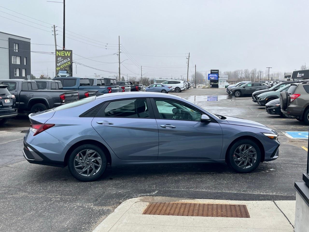 2026 Hyundai Elantra Preferred IVT Photo