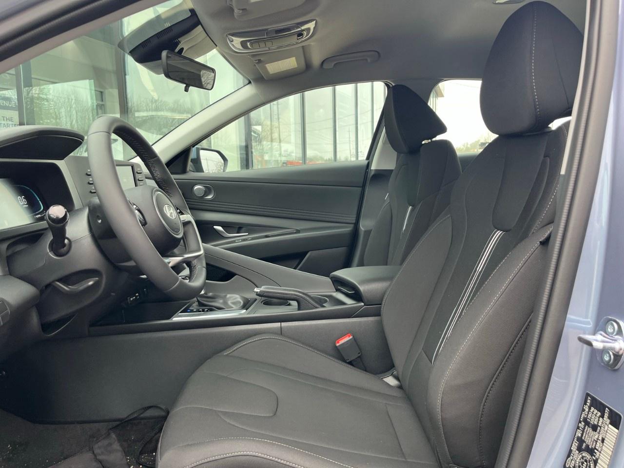 2026 Hyundai Elantra Preferred IVT Photo