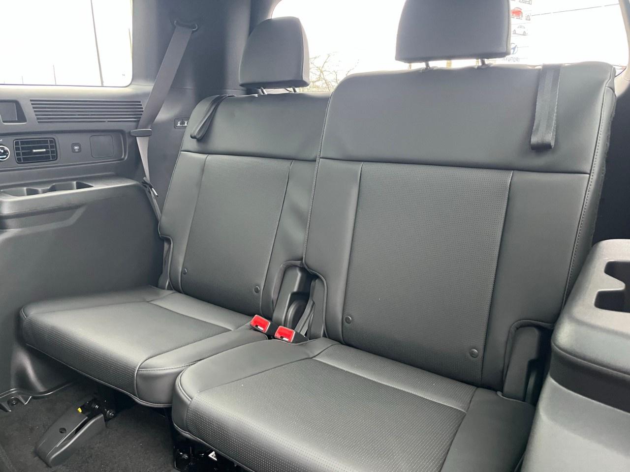2026 Hyundai Santa Fe Hybrid Preferred AWD w/Trend Pkg Photo