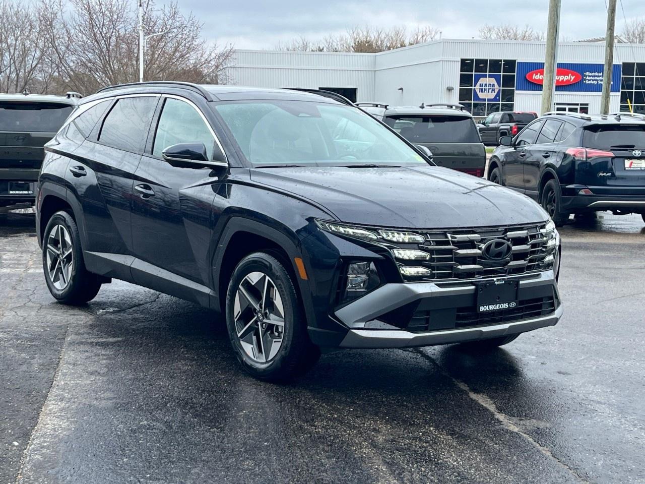 2026 Hyundai Tucson Preferred AWD w/Trend Pkg [TUCWDK2EPRTR] Photo