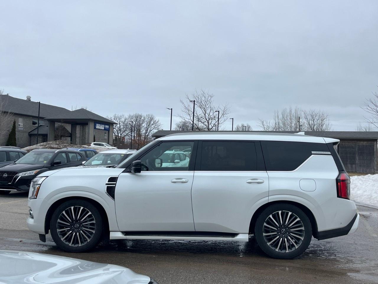 2026 Nissan Armada 4x4 Platinum Reserve Photo4