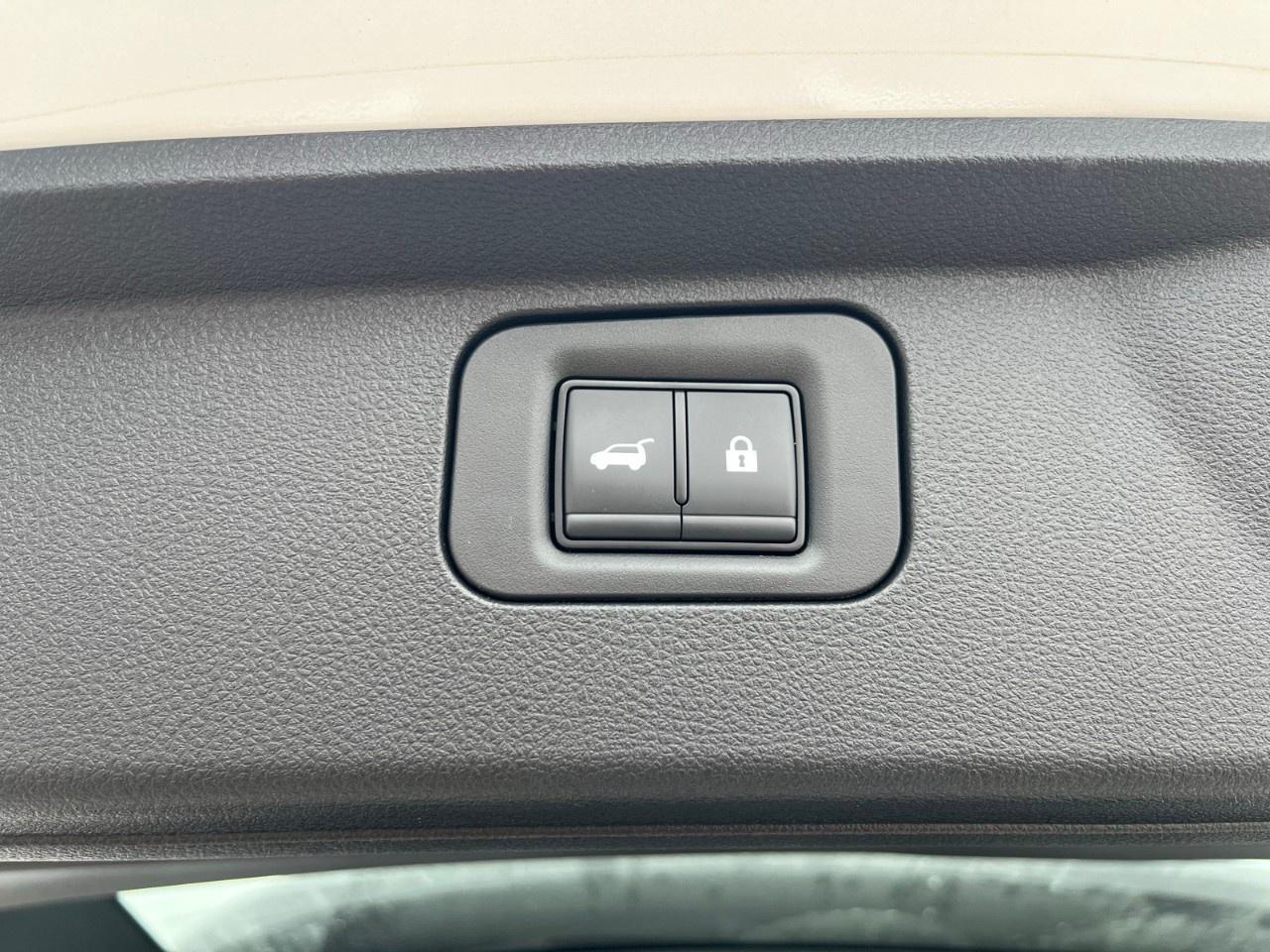 2026 Nissan Armada 4x4 Platinum Reserve Photo