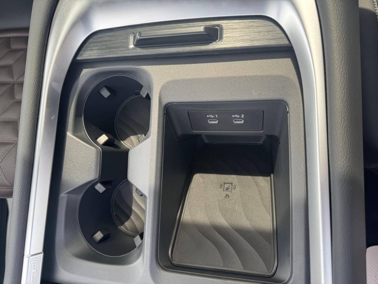 2026 Nissan Armada 4x4 Platinum Reserve Photo
