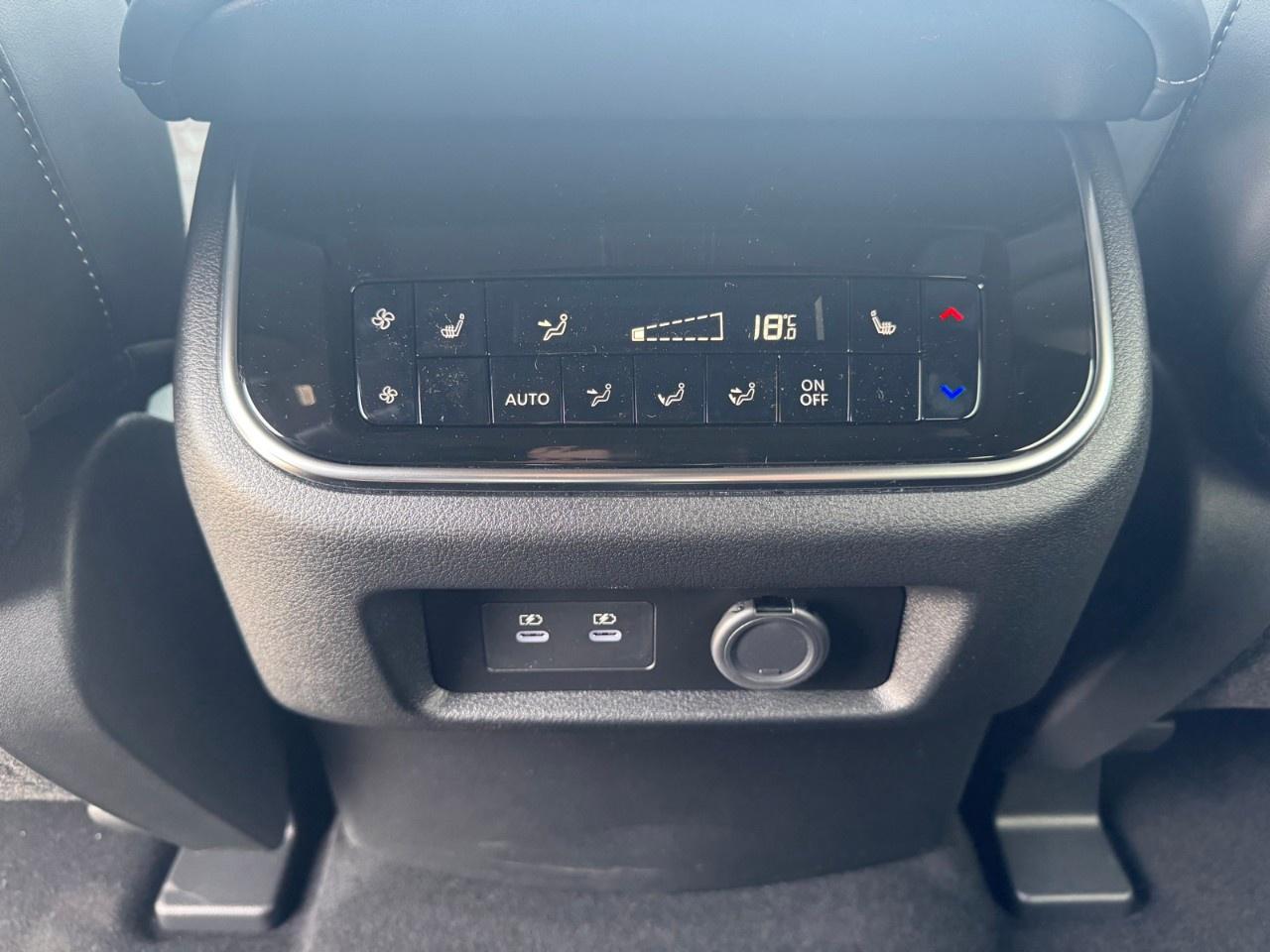 2026 Nissan Armada 4x4 Platinum Reserve Photo