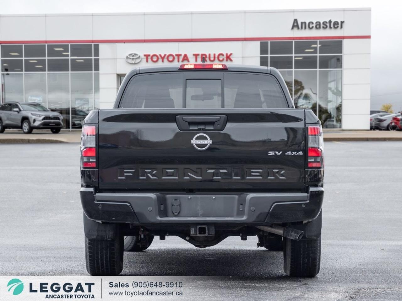 2022 Nissan Frontier Crew Cab PRO-4X Standard Bed 4x4 Photo
