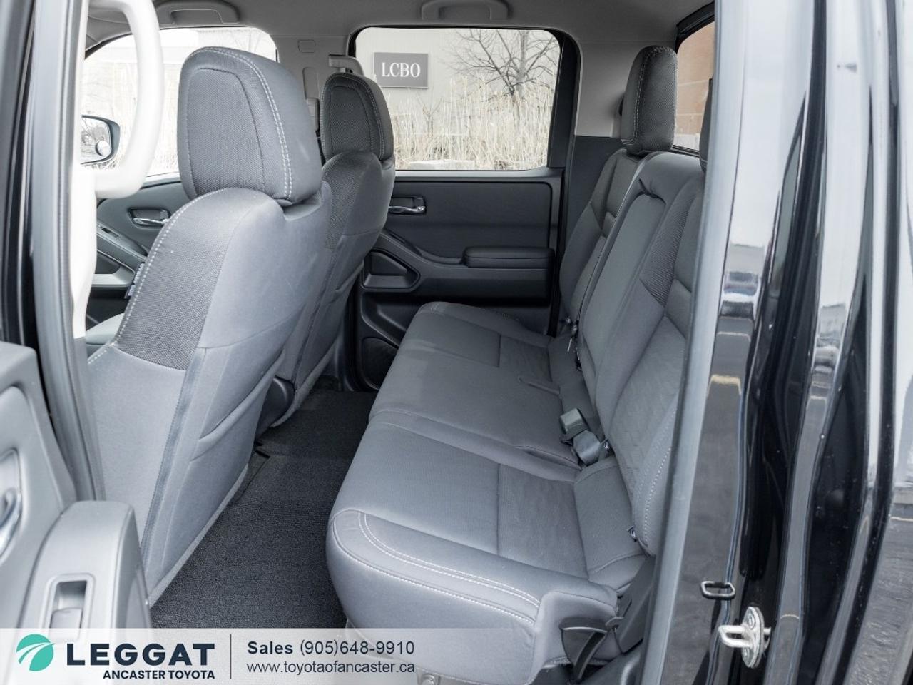 2022 Nissan Frontier Crew Cab PRO-4X Standard Bed 4x4 Photo