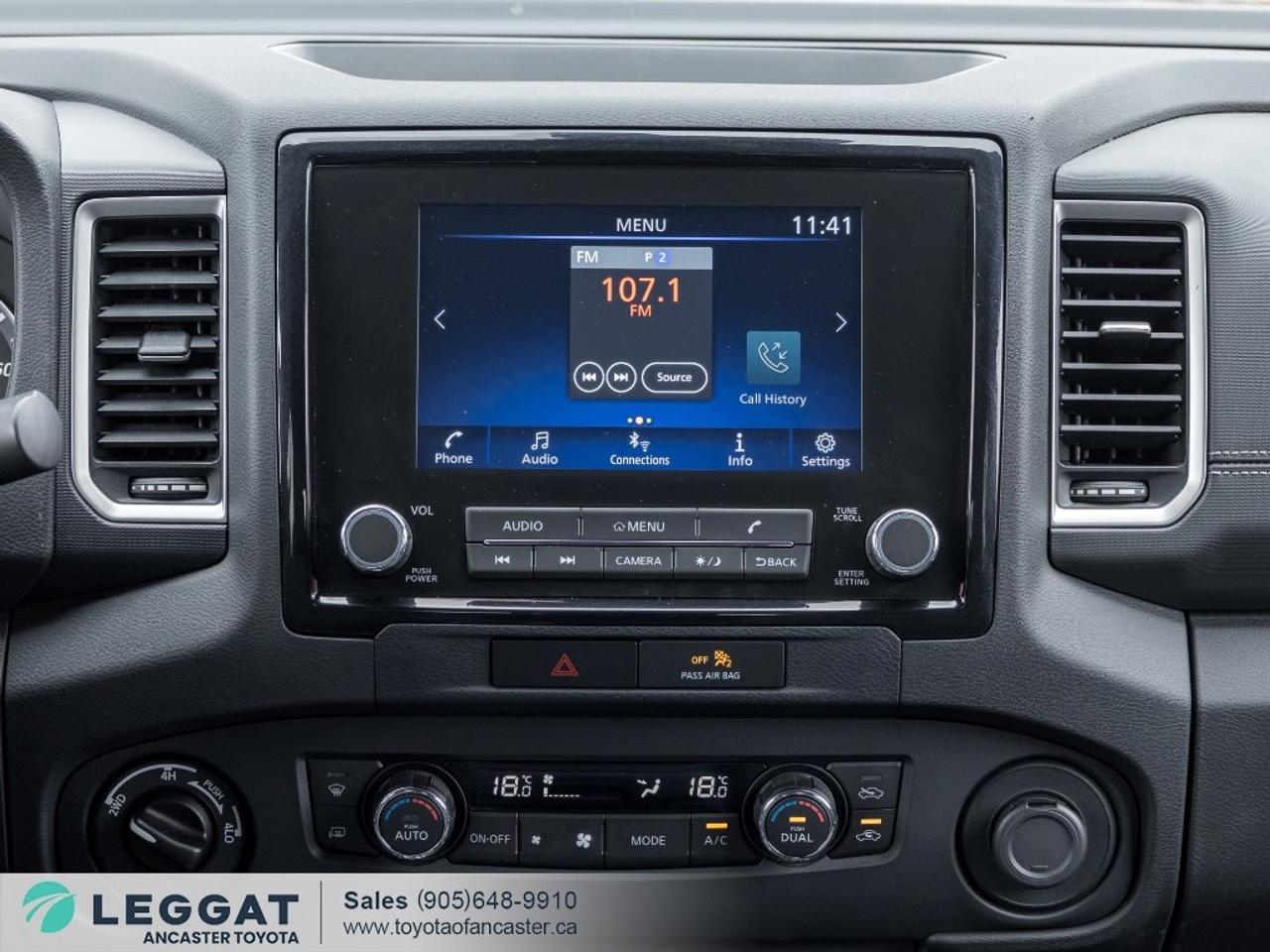 2022 Nissan Frontier Crew Cab PRO-4X Standard Bed 4x4 Photo