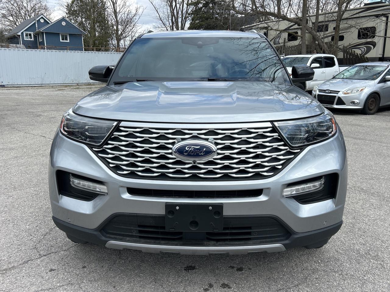 2022 Ford Explorer Platinum 4WD Photo