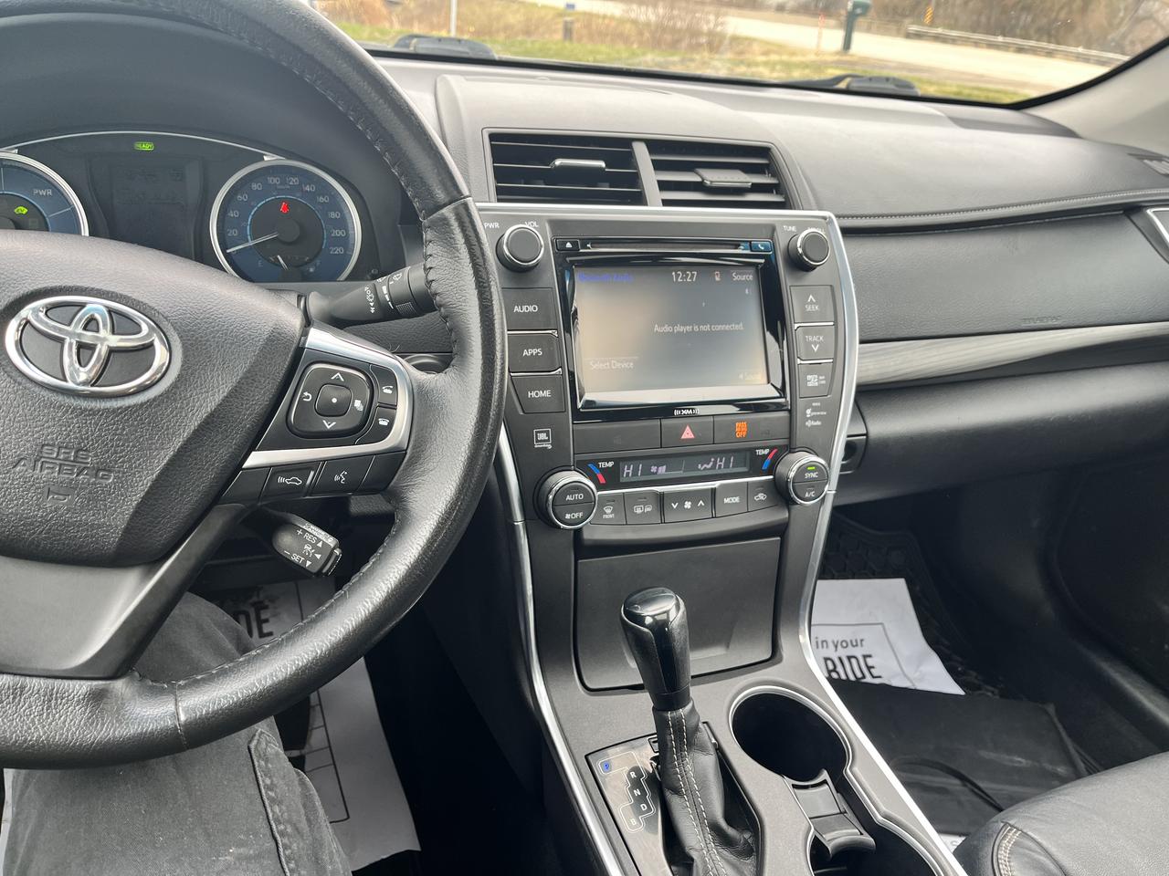 2016 Toyota Camry XLE Photo